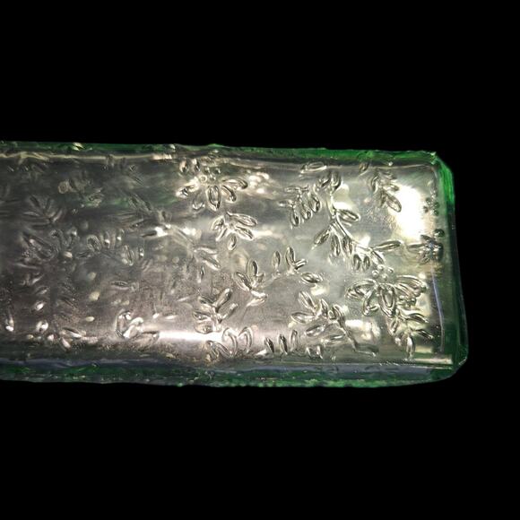 Vintage Embossed Glass Bottle Set 10.5" Floral & Scroll Pattern Canada - Picture 4 of 6